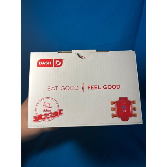 Dash Mini Dog Treat Maker Electric 6 Treats Recipe Guide Included New - Picture 5 of 5